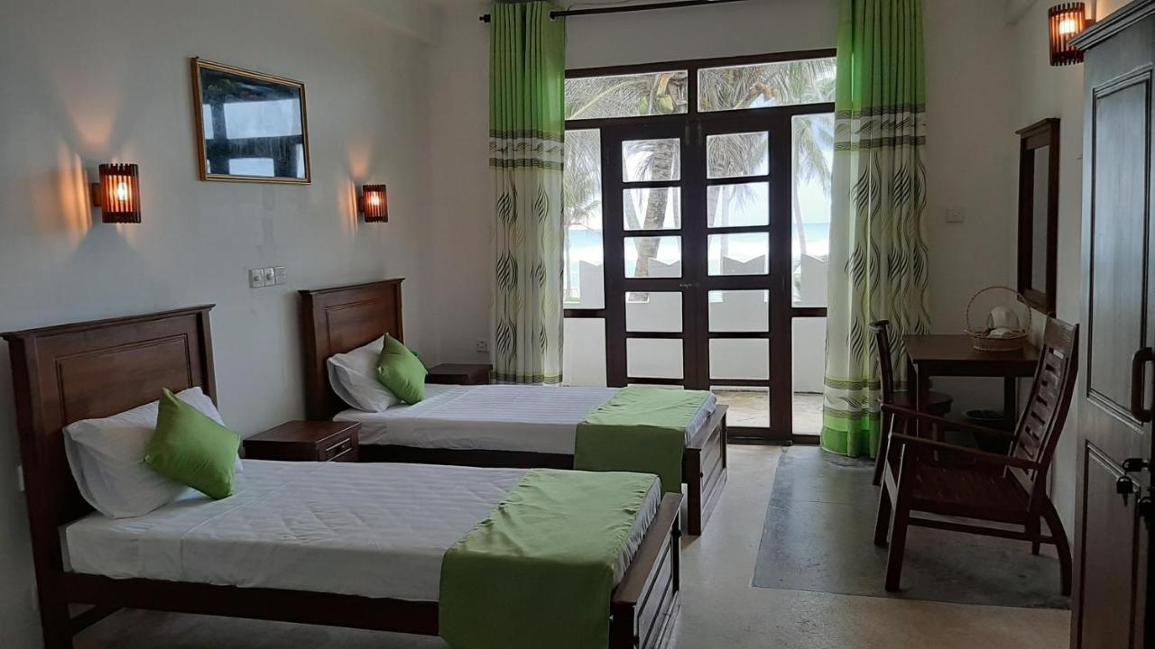 Akurala Beach Boutique Resort ภายนอก รูปภาพ