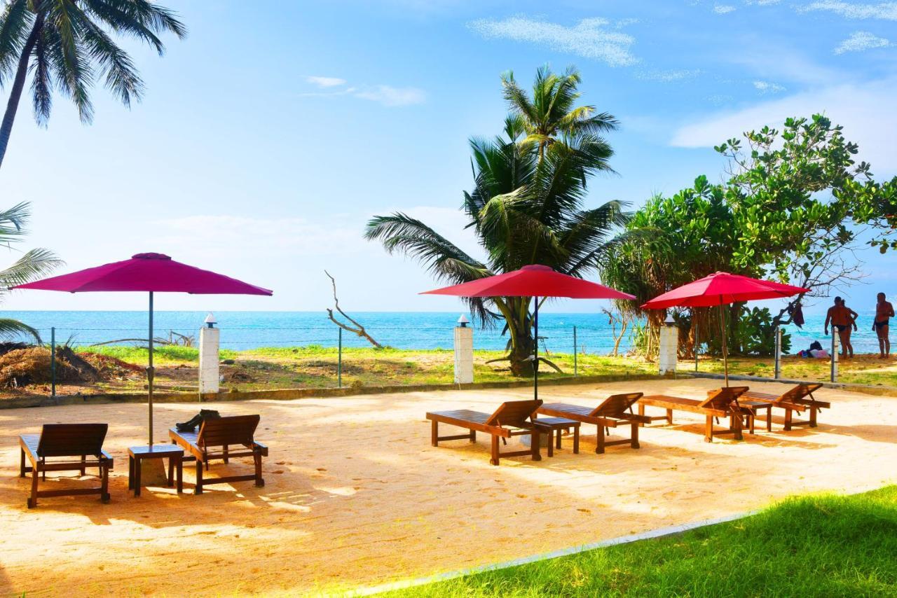 Akurala Beach Boutique Resort ภายนอก รูปภาพ