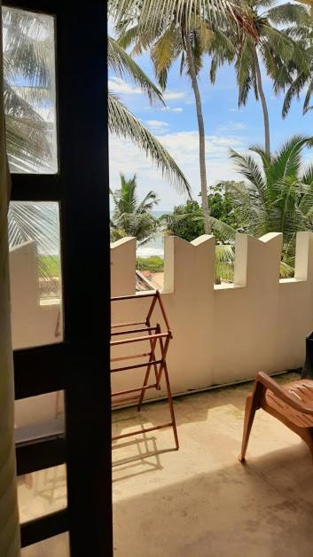 Akurala Beach Boutique Resort ภายนอก รูปภาพ