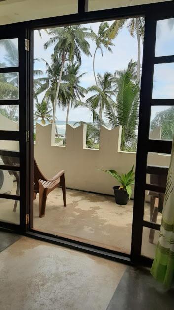 Akurala Beach Boutique Resort ภายนอก รูปภาพ