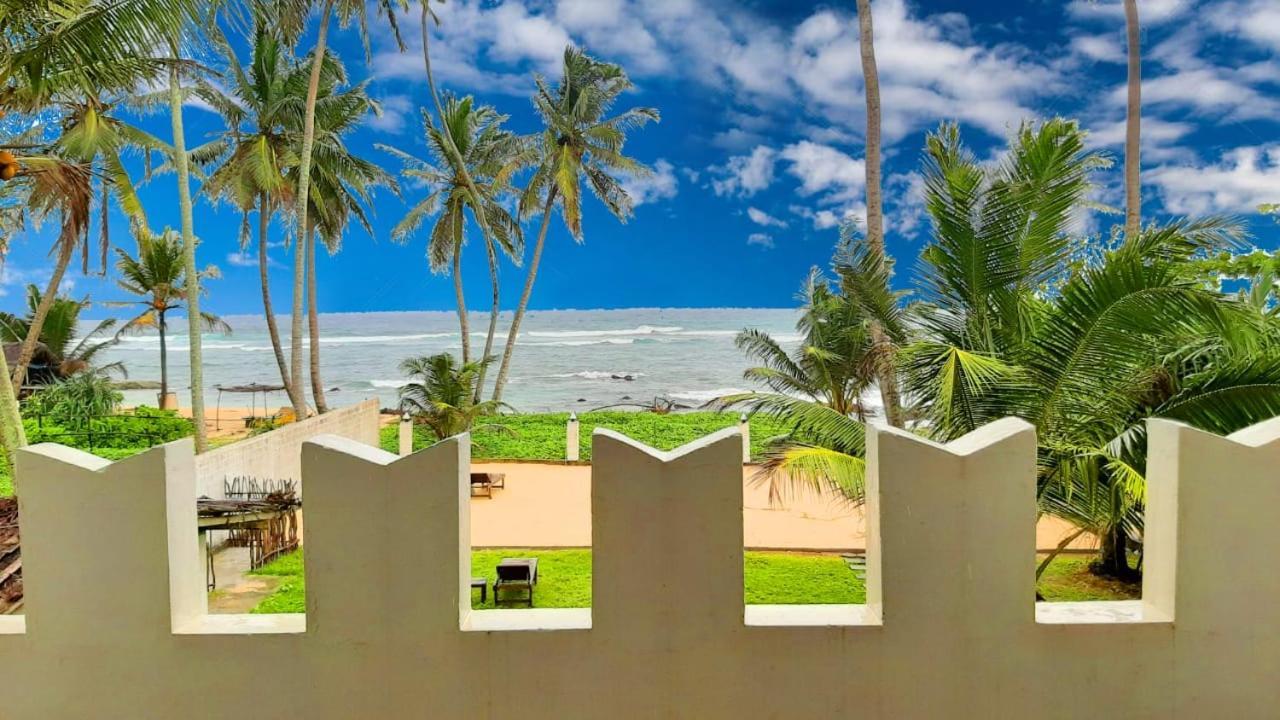 Akurala Beach Boutique Resort ภายนอก รูปภาพ