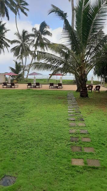 Akurala Beach Boutique Resort ภายนอก รูปภาพ